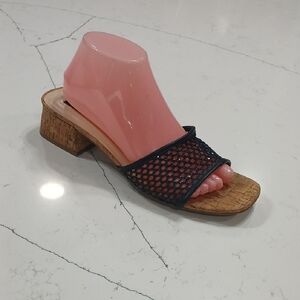 Jones New York Black and Tan Sandals New Without Tag Or Box, Sz 9.5